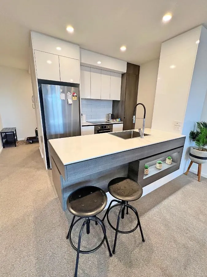 Apartment Spacious & Open 2 Bd 2Bth 2Crsp Apt - Dickson Cbd Canberra