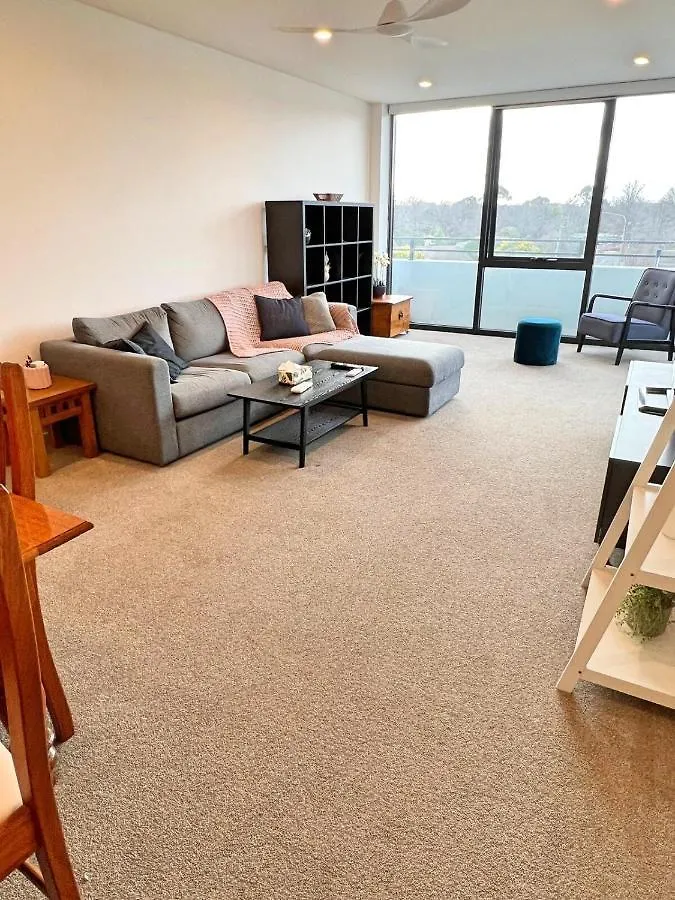 Spacious & Open 2 Bd 2Bth 2Crsp Apt - Dickson Cbd Canberra 0*,  Australia